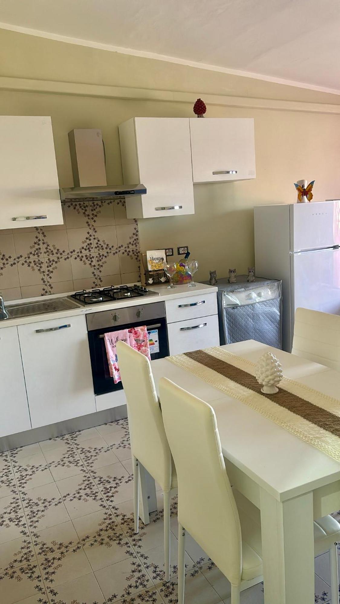 Appartamento Giardini Naxos Butterflies Home Schiso Luaran gambar