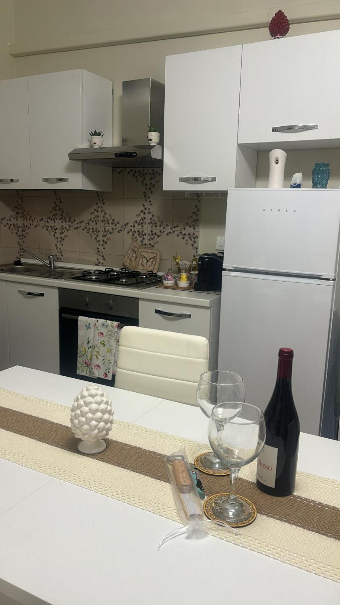 Appartamento Giardini Naxos Butterflies Home Schiso Luaran gambar